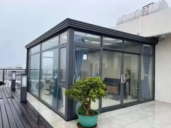 Glass Room Design 1